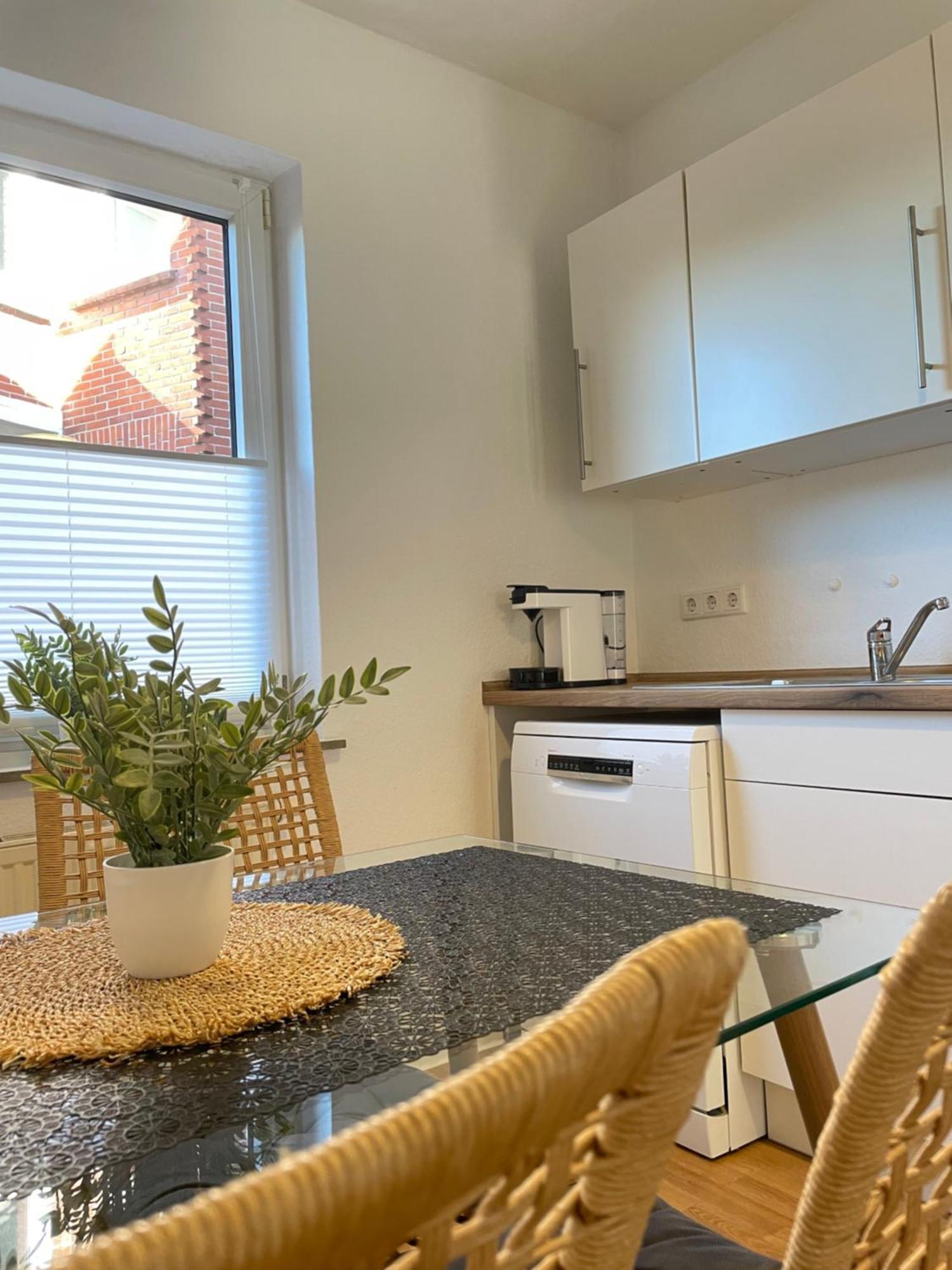 Wlan,Smart Tv,4 Betten, Zentral Emden Buitenkant foto